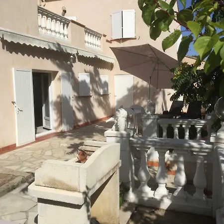 Bed & Breakfast D'hotes Des Romarins